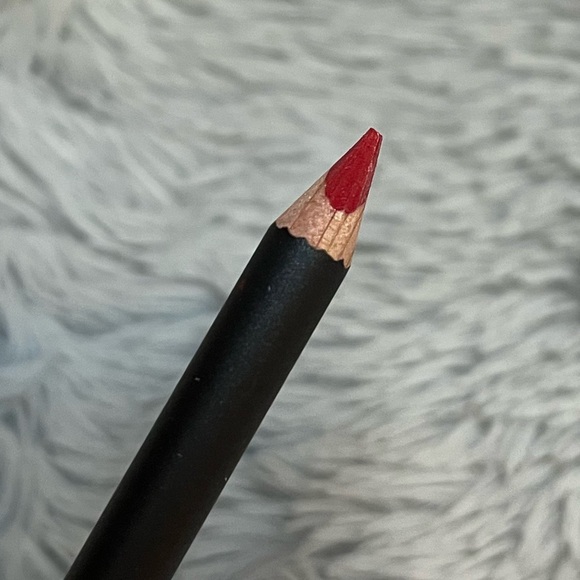MAC Cosmetics Tiny Treasures Mini Lip Duo: Red - Picture 5 of 12